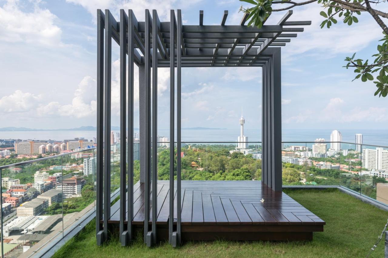 Unixx By The Sea Apartment Pattaya Bagian luar foto
