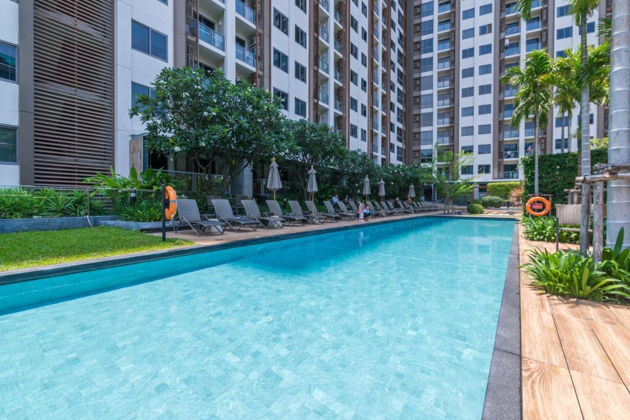 Unixx By The Sea Apartment Pattaya Bagian luar foto